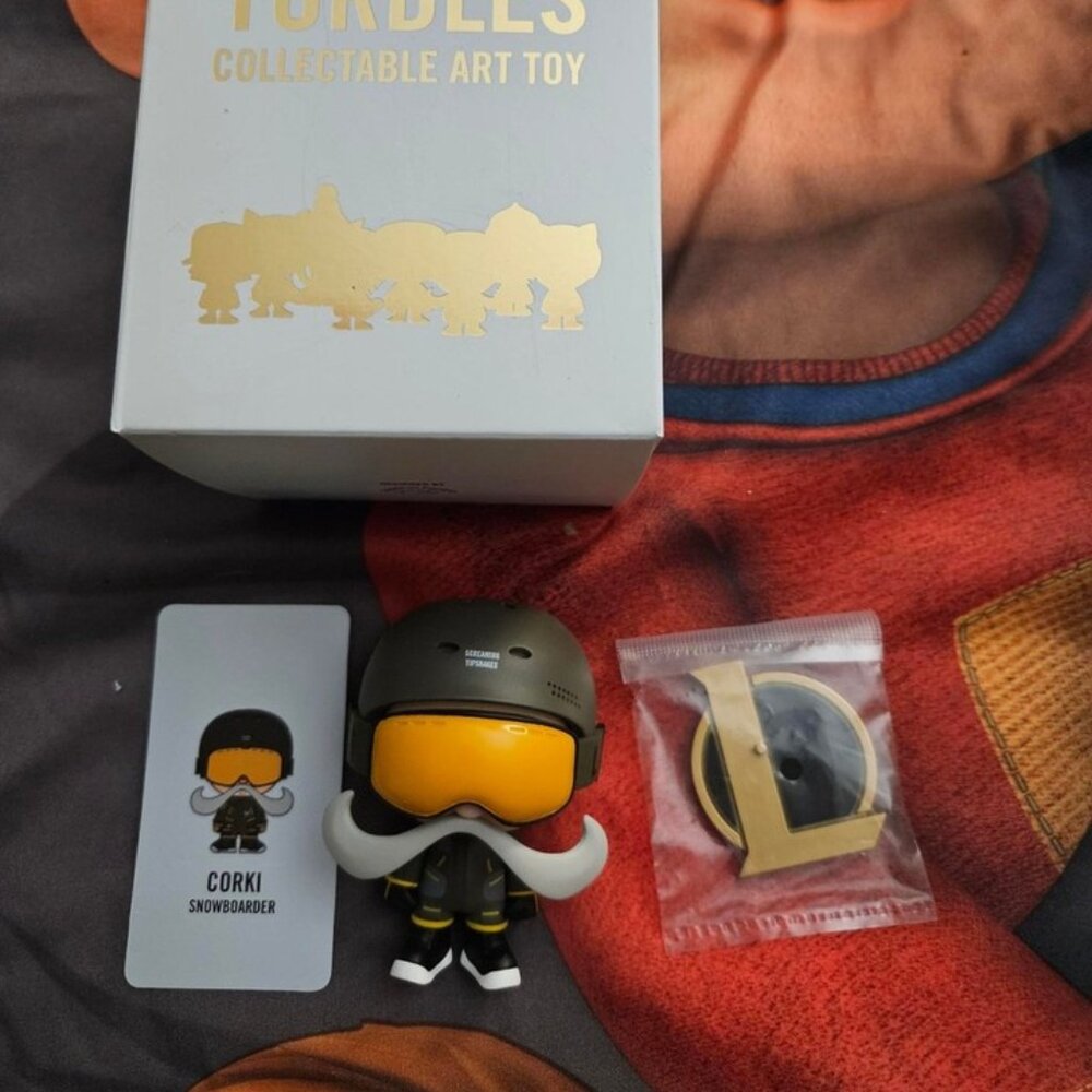 League of Legends Snowboarder Corki Yordle Blind Box Figure